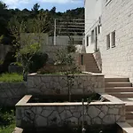 By The Sea Tri Zala, Korcula - 4351 شقة Zrnovo