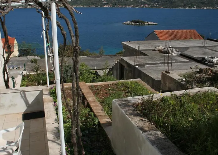 By The Sea Tri Zala, Korcula - 4351 *